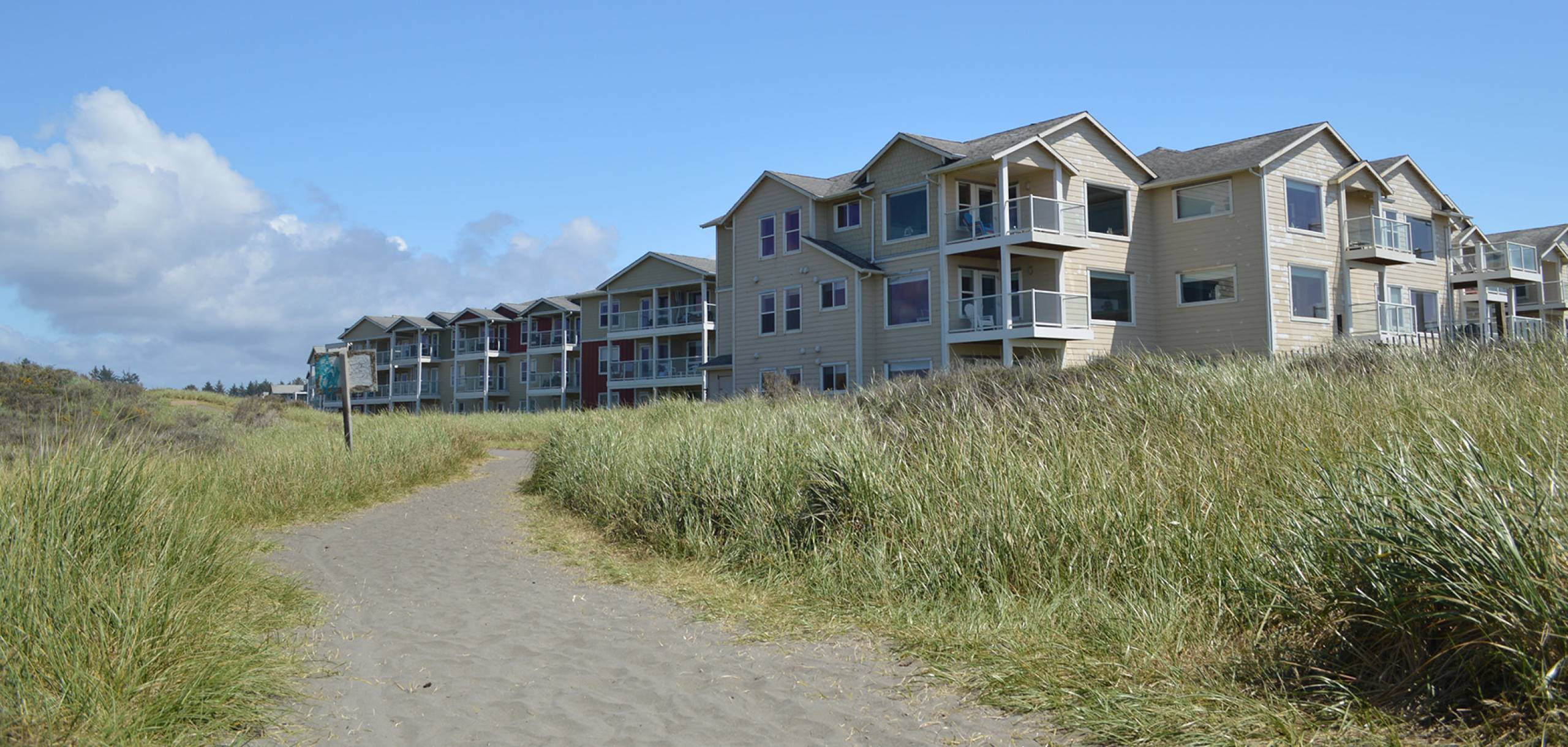 Stylish Coastal Vacation Rentals From Around the Globe Surf Style